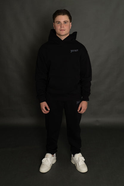JR02 black sweatpants
