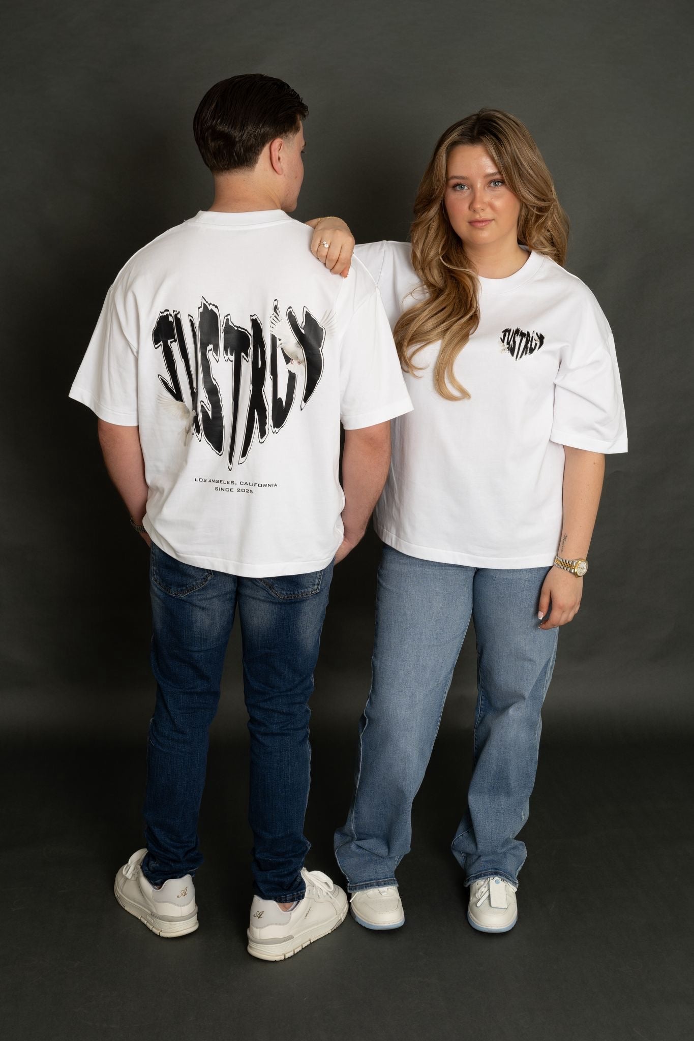 JR04 Love T-shirt